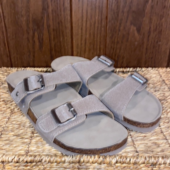 Madden Girl Shoes Madden Girl Taupe Microsuede Brando Footbed